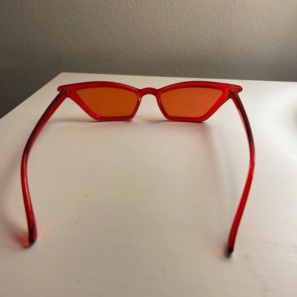 Cat Eye Red Sunnies